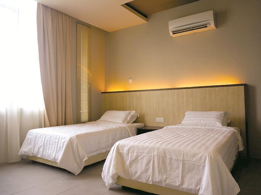 Tribeca Suites Kuching Exterior foto